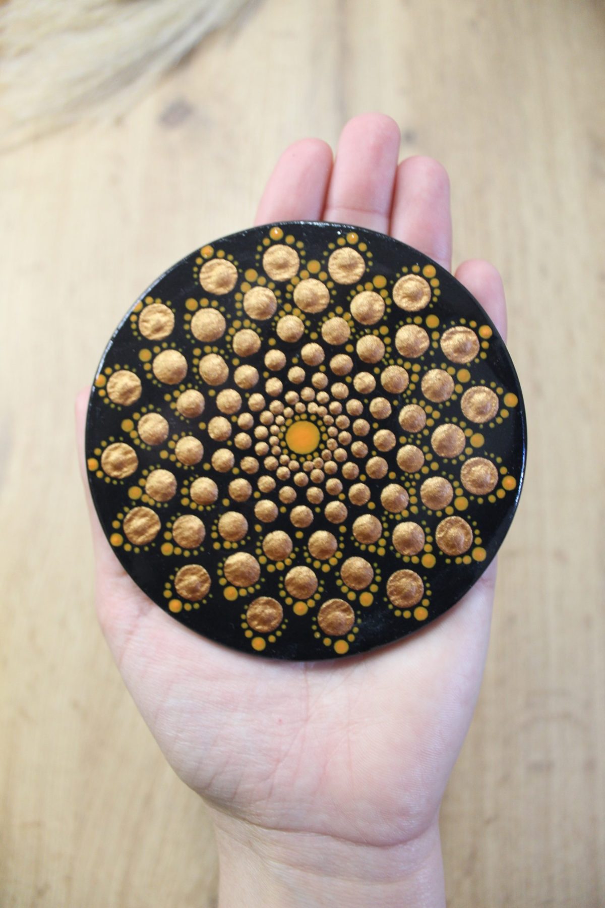 Kamniti podstavek Mandala - ročno narisana mandala, 10 cm